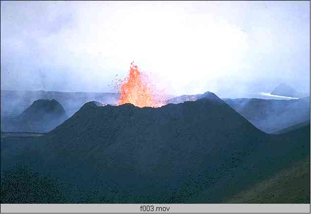 Surtsey.jpg (15301 bytes)